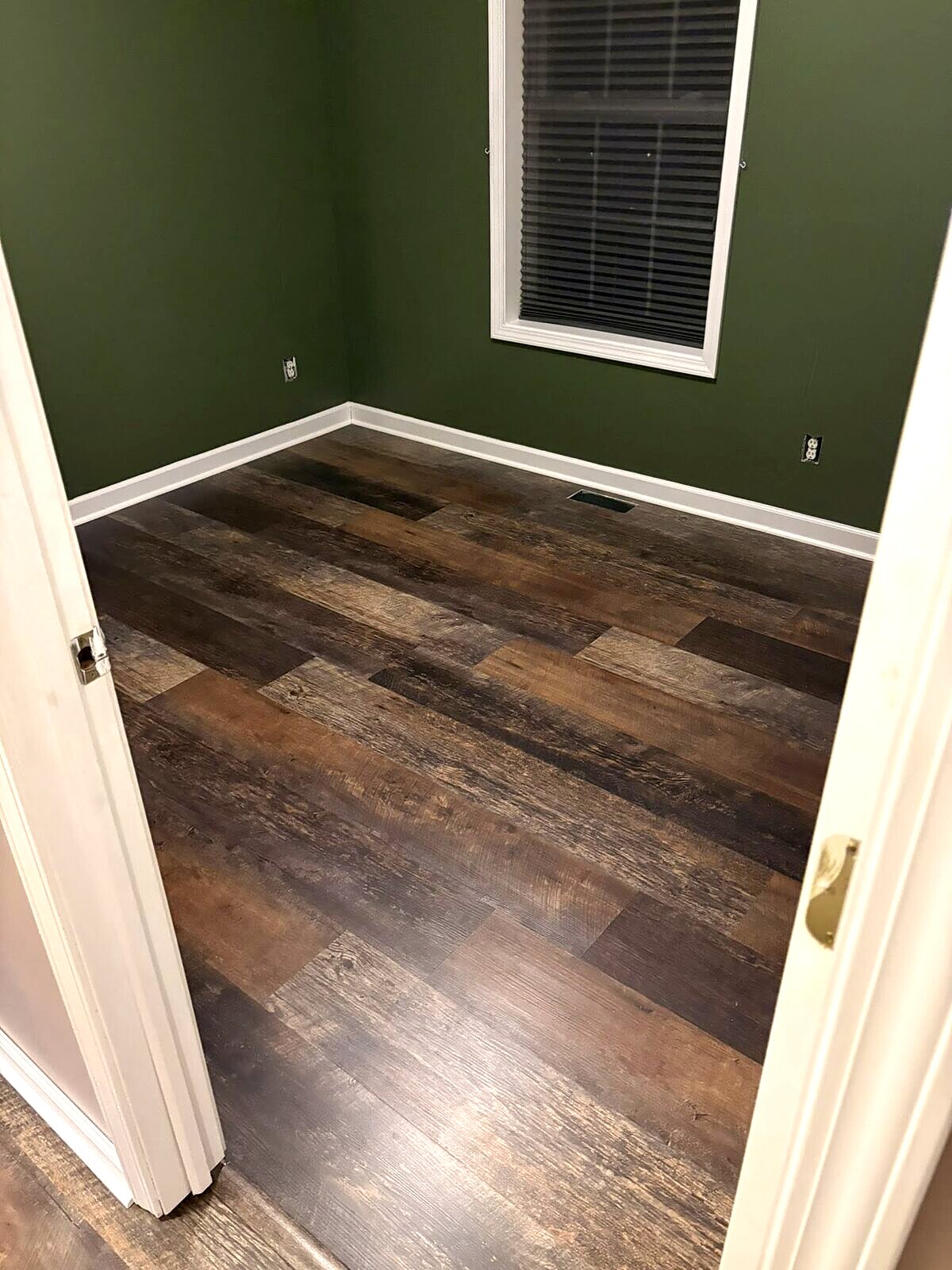 Luxury vinyl plank flooring in Clayton, NY